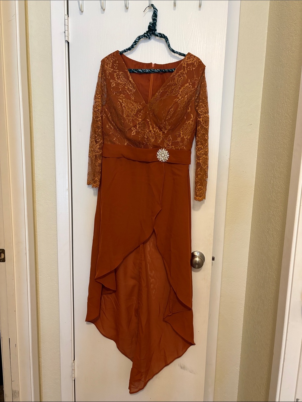 Amazon Rust Lace High-Low Evening Dress with Brooch
